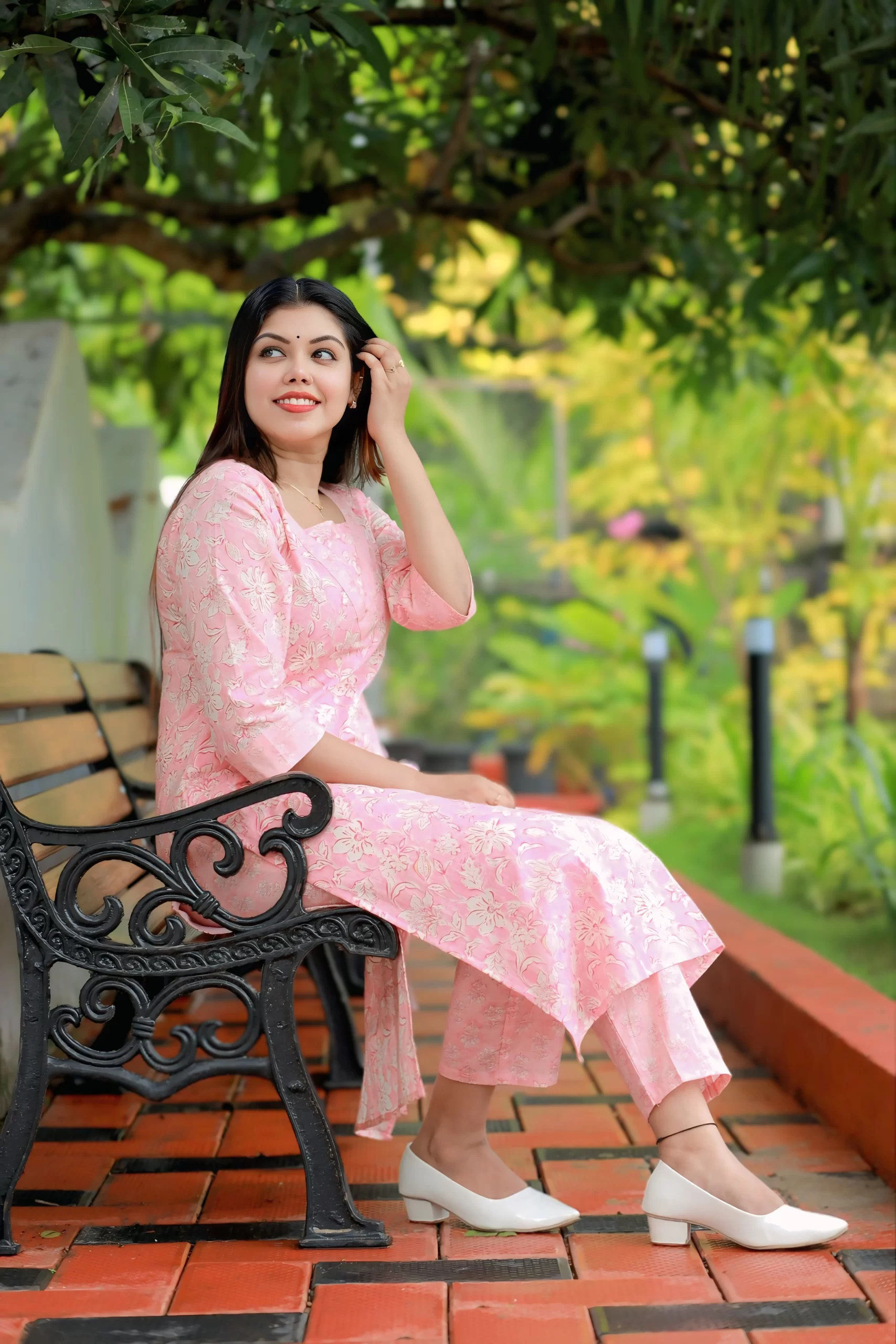 Light pink co-ord set for women – stylish two-piece outfit for casual and party wear.