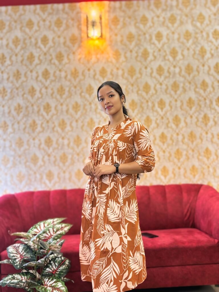 Stylish maternity wear collection displayed in a boutique in Kochi offering comfortable and elegant outfits for expecting mothers.