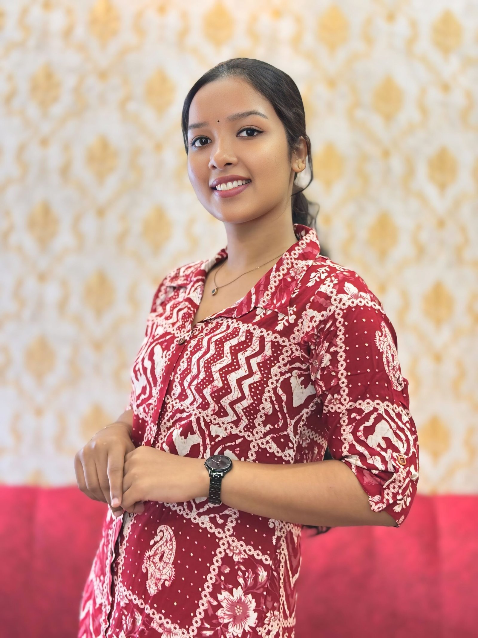 A model wearing a stylish pastel kurti from Janki Design’s modern women’s collection in Kochi, blending comfort with elegant ethnic fashion.